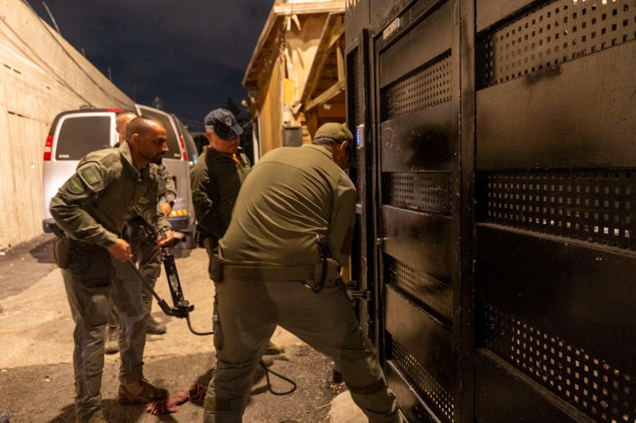  توقيف مشتبهّين في قضايا قتل بمنطقة الناصرة